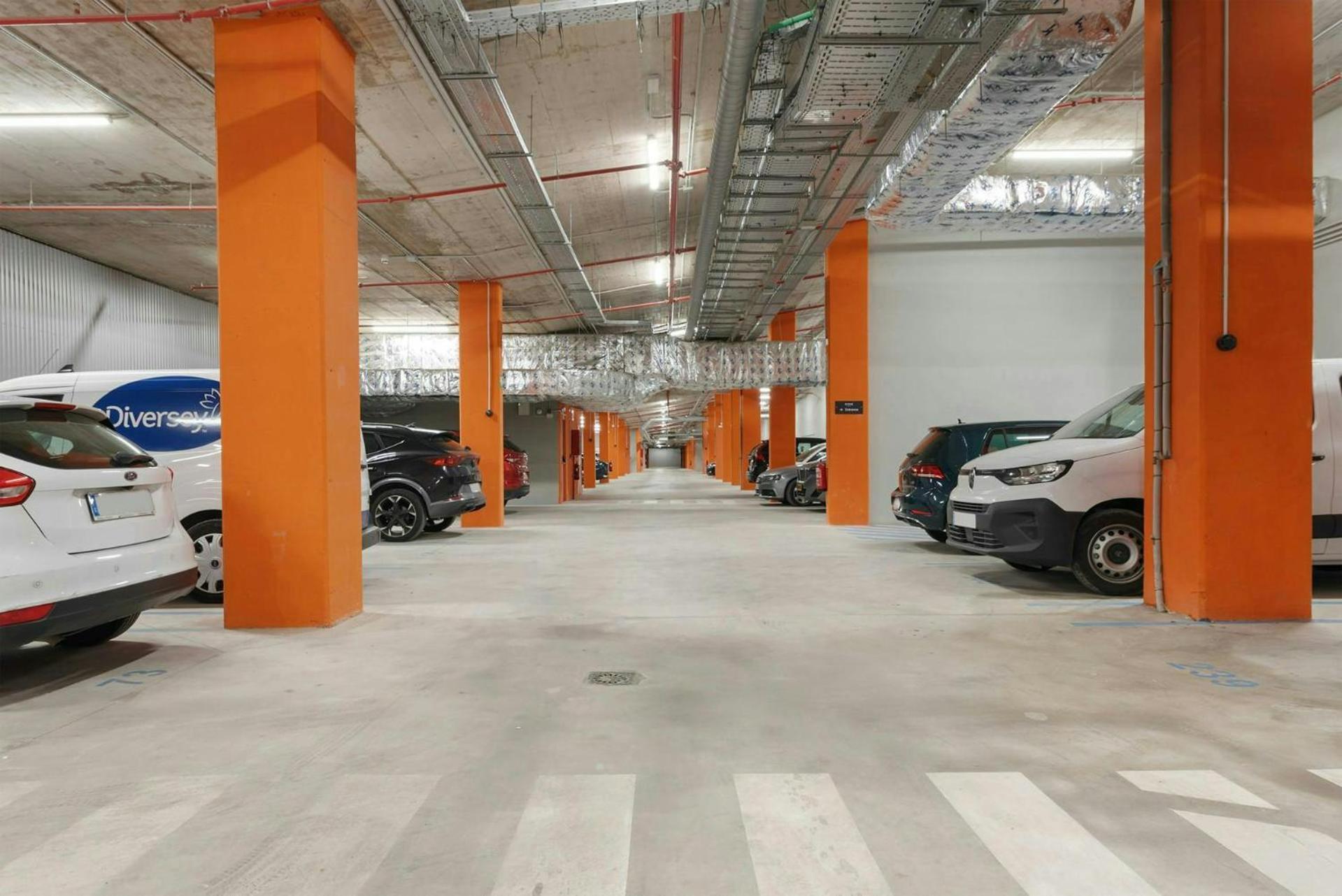Apartment Eye Pool & Parking Free *